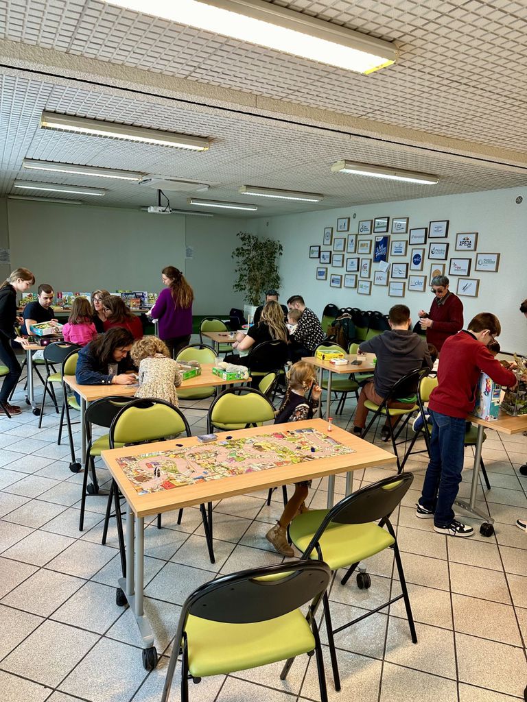 après midi jeux lors de l'Ag de Jumeaux et Plus
